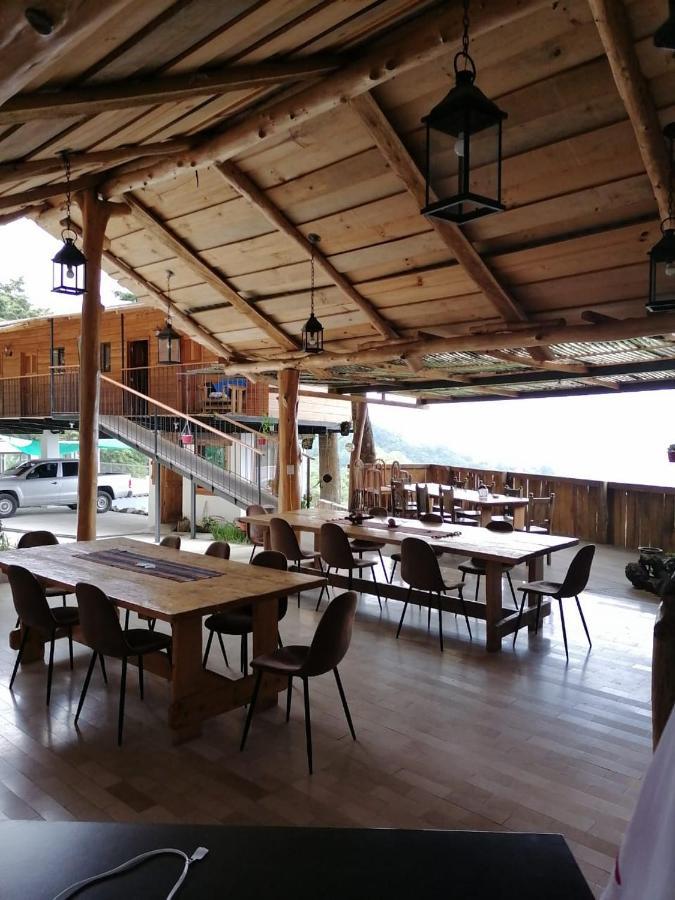 Vista Encantada Hotel Villa Canales Ngoại thất bức ảnh