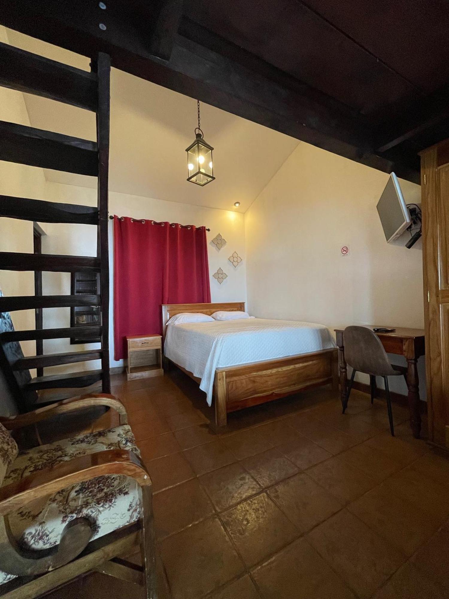 Vista Encantada Hotel Villa Canales Ngoại thất bức ảnh