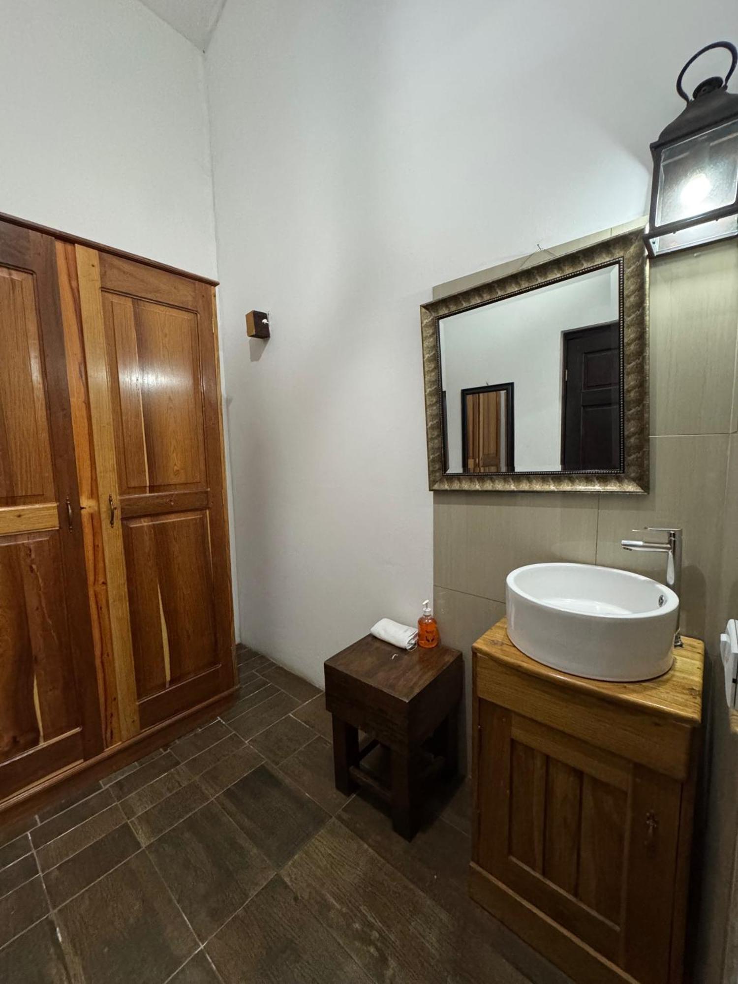 Vista Encantada Hotel Villa Canales Ngoại thất bức ảnh
